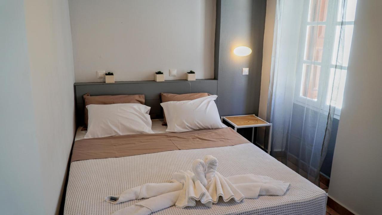 Cozy Apartments In Symi Center מראה חיצוני תמונה