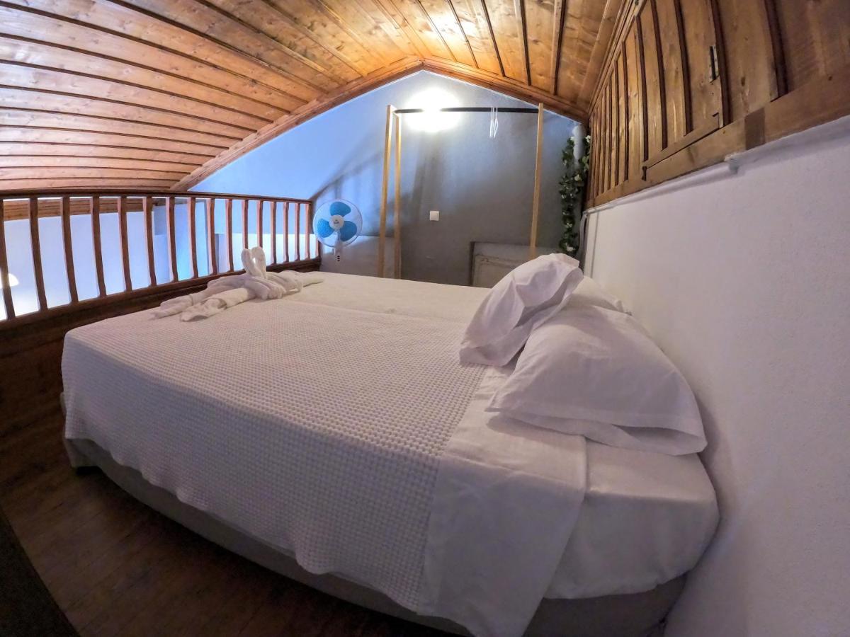 Cozy Apartments In Symi Center מראה חיצוני תמונה