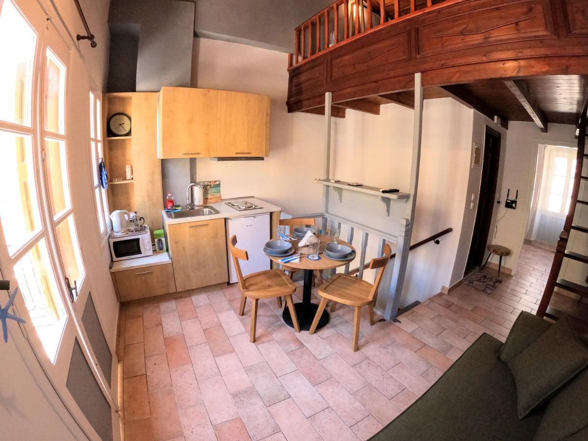 Cozy Apartments In Symi Center מראה חיצוני תמונה